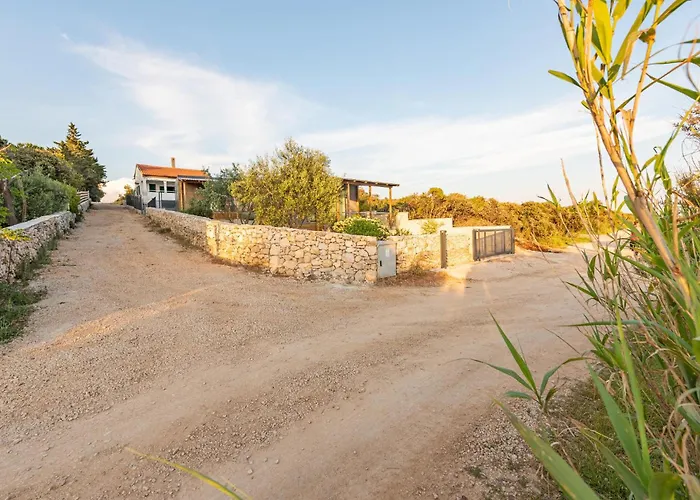 Дом отдыха Lovely In With Kitchen